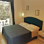 Britannia 3* סורנטו