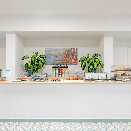 Britannia 3* Sorrento