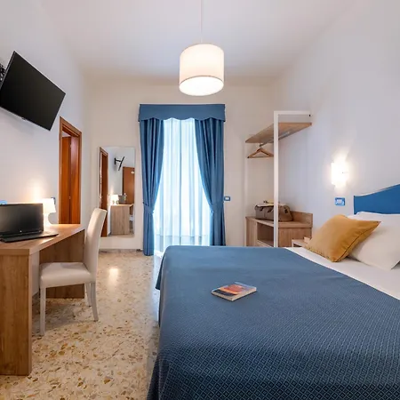 Britannia 3*