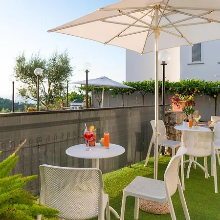 Britannia 3* Сорренто