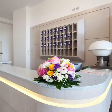 브리타니아 호텔 3*