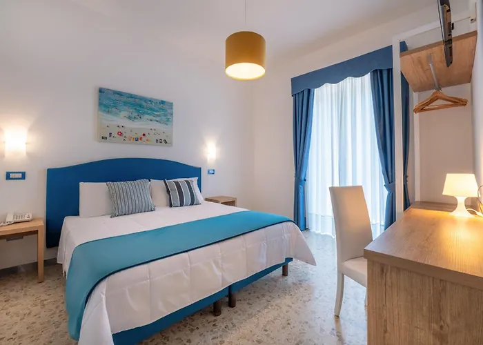 Отель Britannia