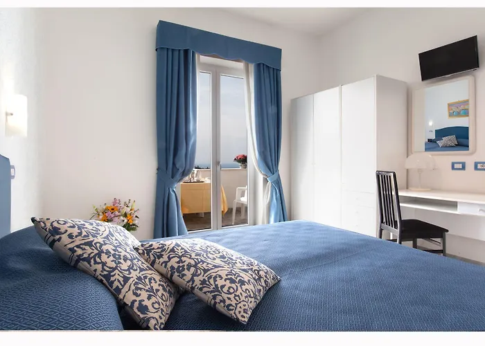 Отель Britannia