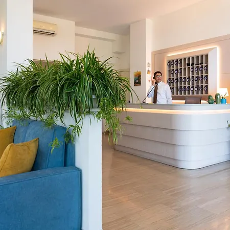 Отель Britannia Сорренто