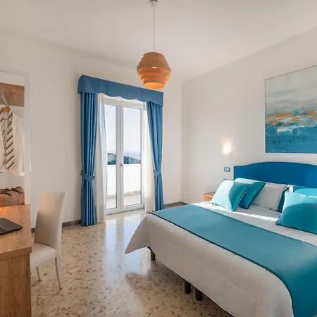 Отель Britannia