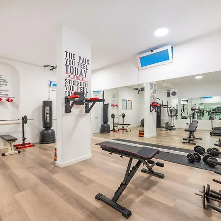 Britannia Отель