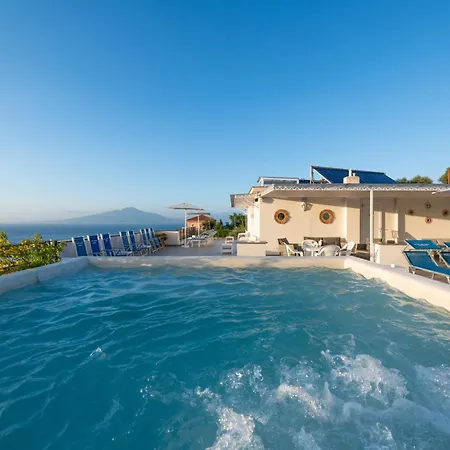 Отель Britannia