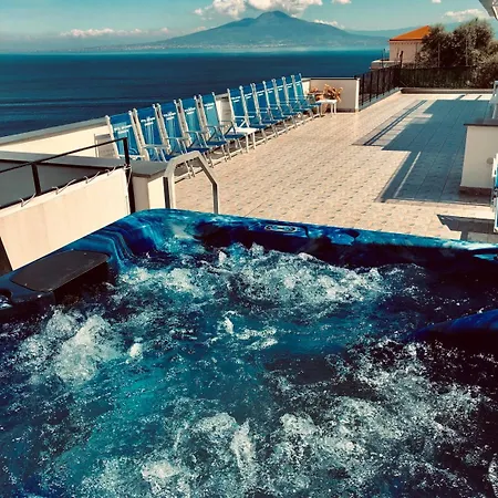 Отель Britannia